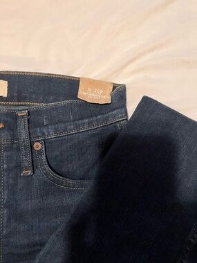 Madewell High-Rise Skinny Jeans in Dark Indigo

10” High Rise Skinny